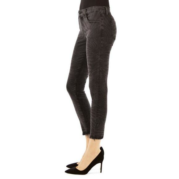 J Brand "Fame" Cropped black Jeans - Picture 11 of 11